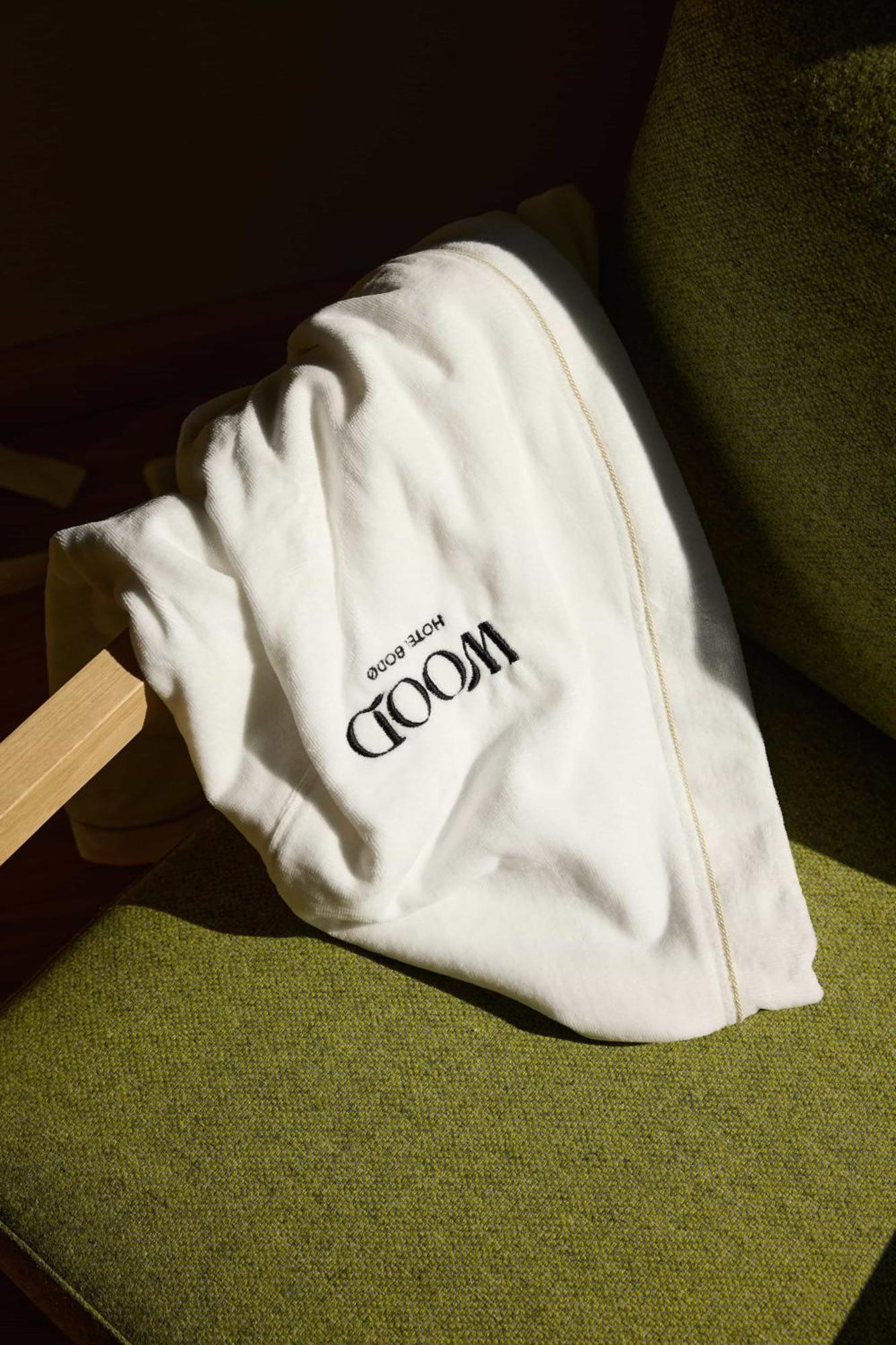 Wood Hotel Будё Номер фото